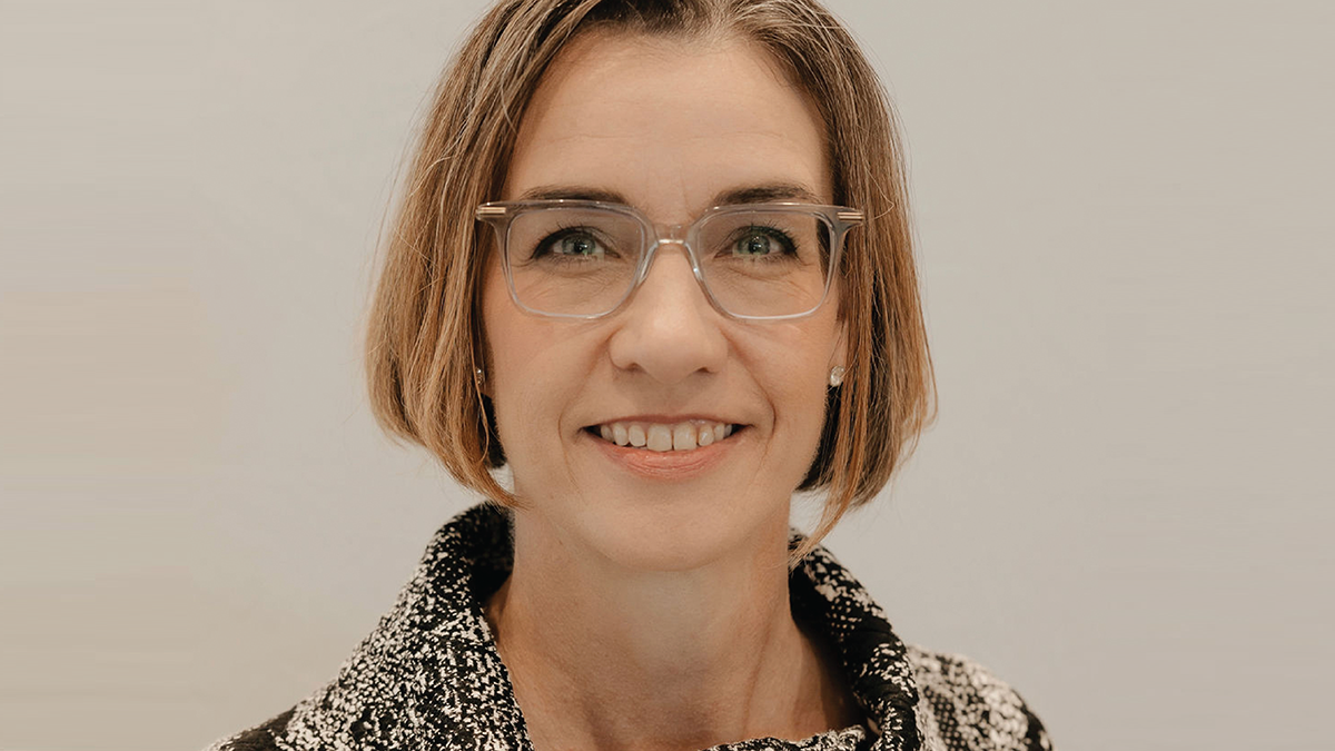 Dr. Jennifer DenHartog